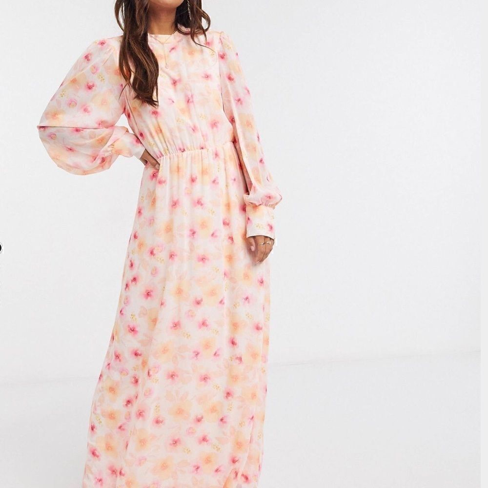 ⭐️⭐️HOST PICK⭐️⭐️ VILA maxi dress with balloon sleeves in pink coral